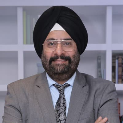 Portrait of Ashwinder R Singh, Chief Advisor at BitSave — strategic advisor to the leadership team